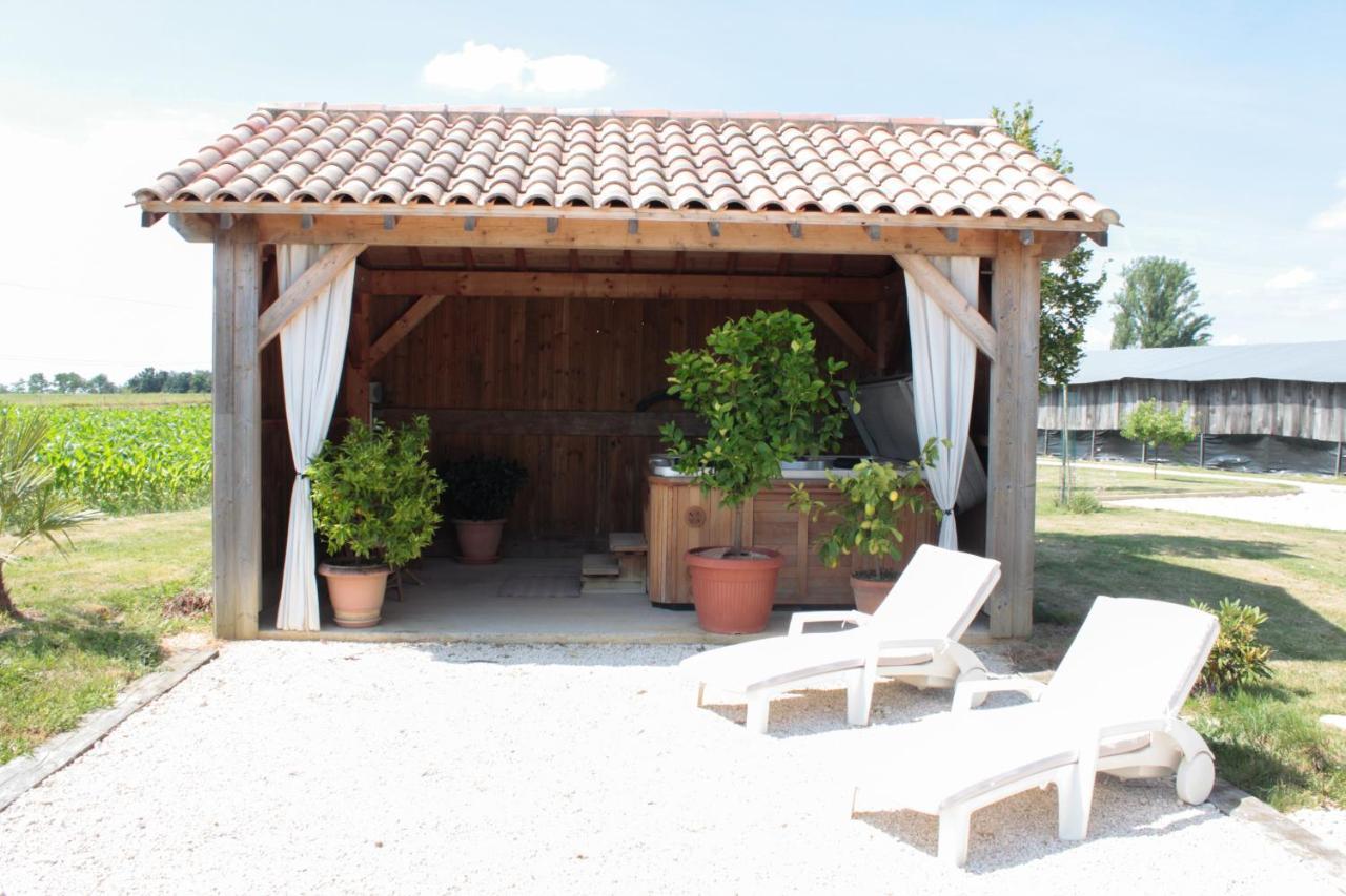 Chambre D'Hotes La Ferme De La Croix. Saint-Avit-Senieur ภายนอก รูปภาพ