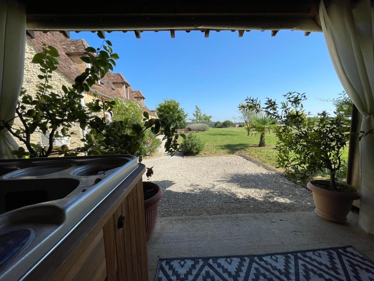 Chambre D'Hotes La Ferme De La Croix. Saint-Avit-Senieur ภายนอก รูปภาพ